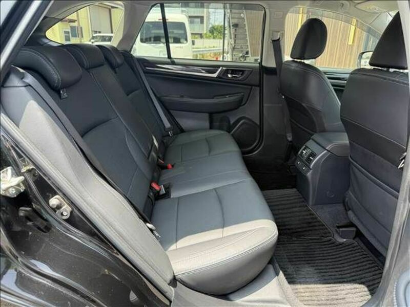 LEGACY OUTBACK