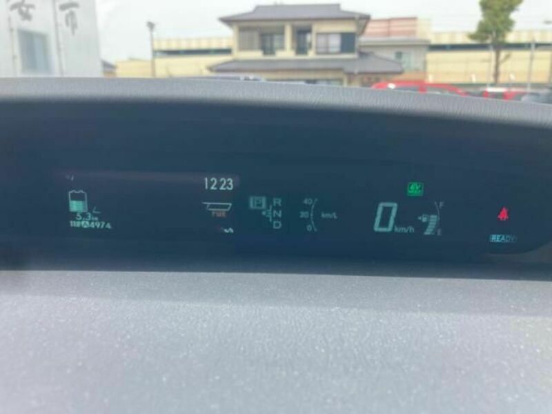 PRIUS PHV
