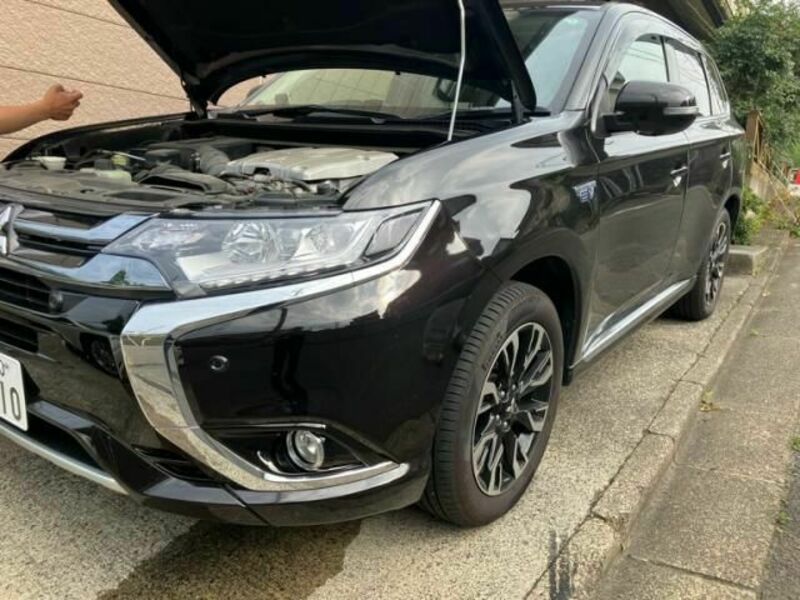 OUTLANDER PHEV