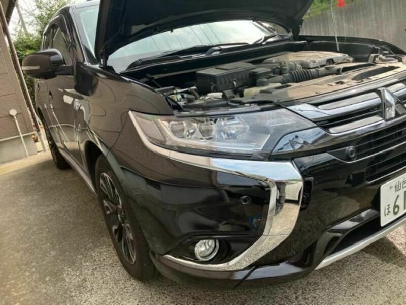 OUTLANDER PHEV