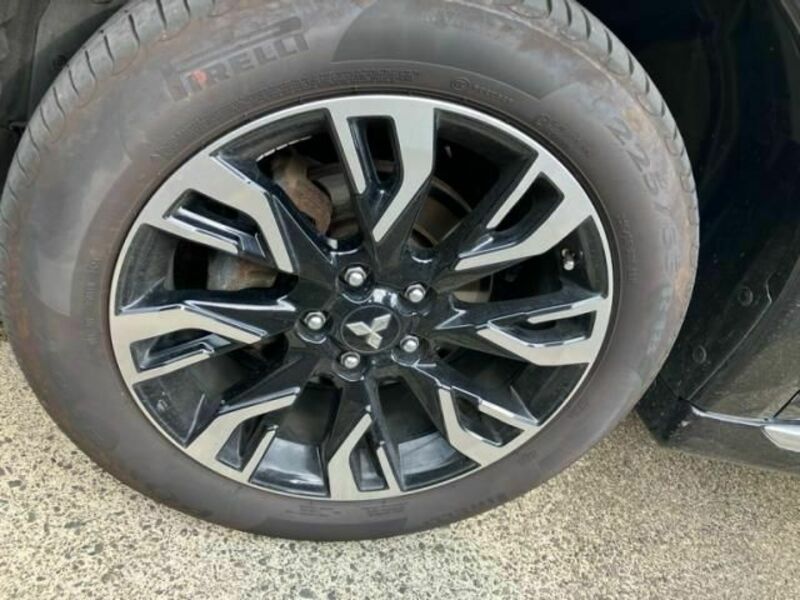 OUTLANDER PHEV