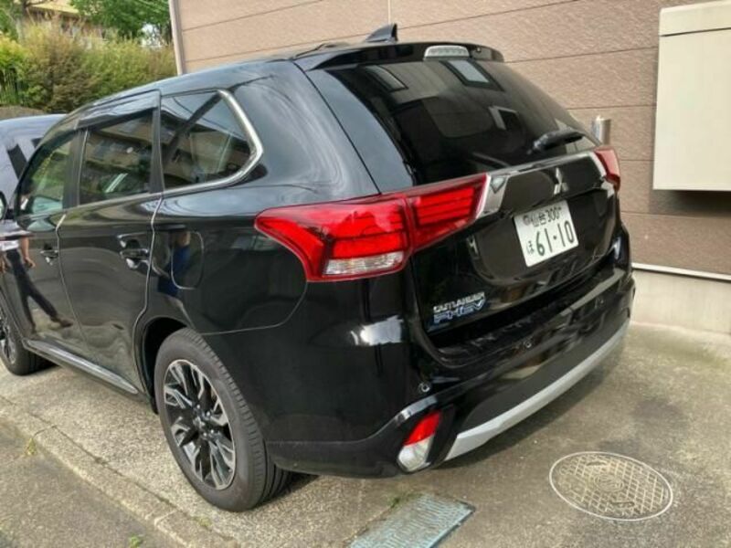 OUTLANDER PHEV