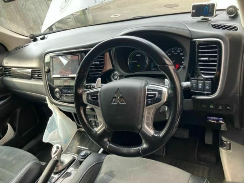 OUTLANDER PHEV