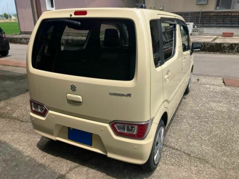 WAGON R