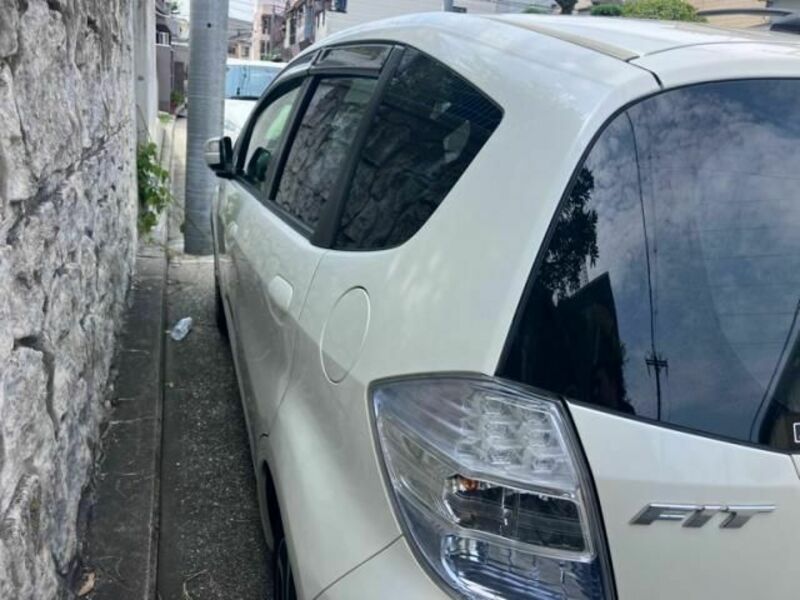 FIT HYBRID