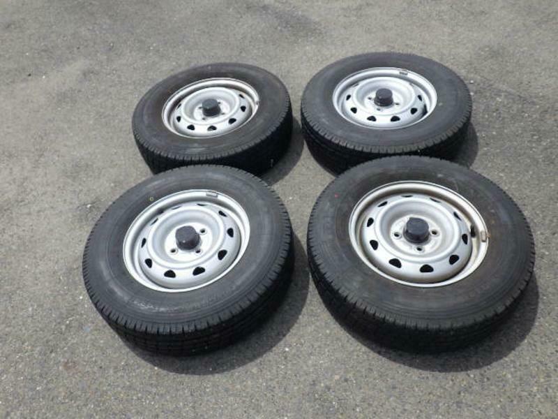 AD VAN