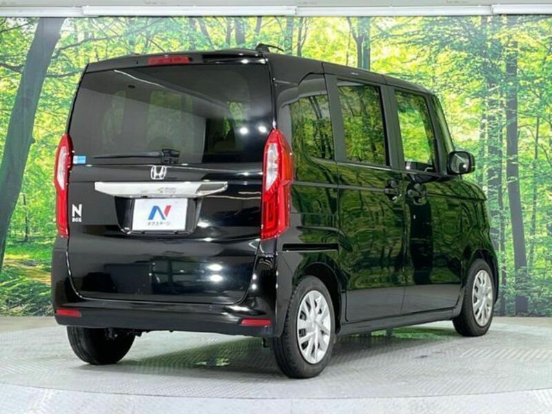N BOX