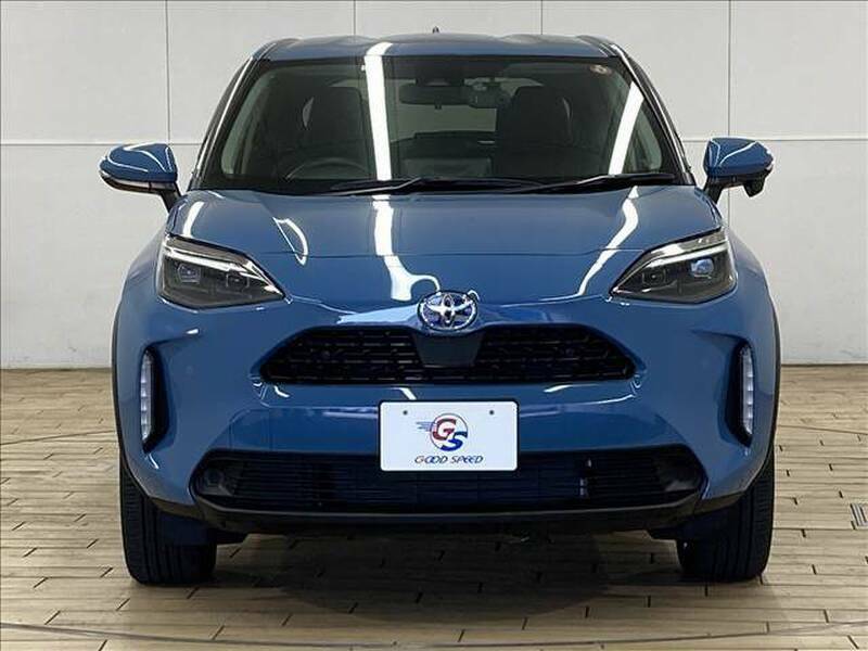 YARIS CROSS