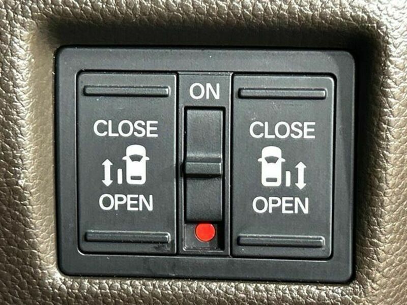 N BOX