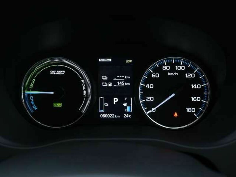 OUTLANDER PHEV