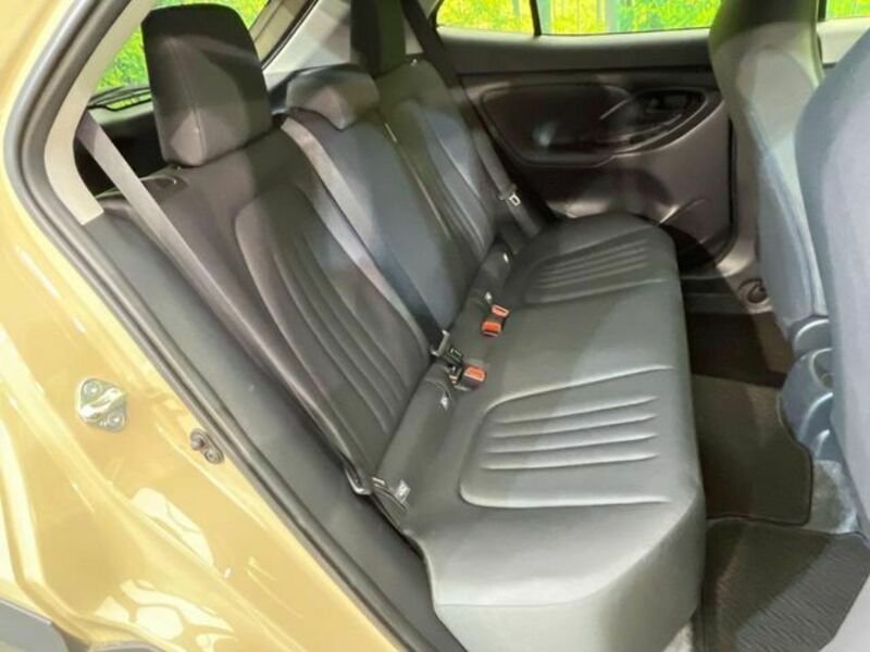 YARIS CROSS