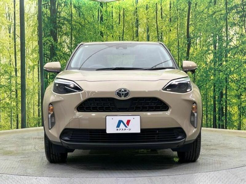 YARIS CROSS