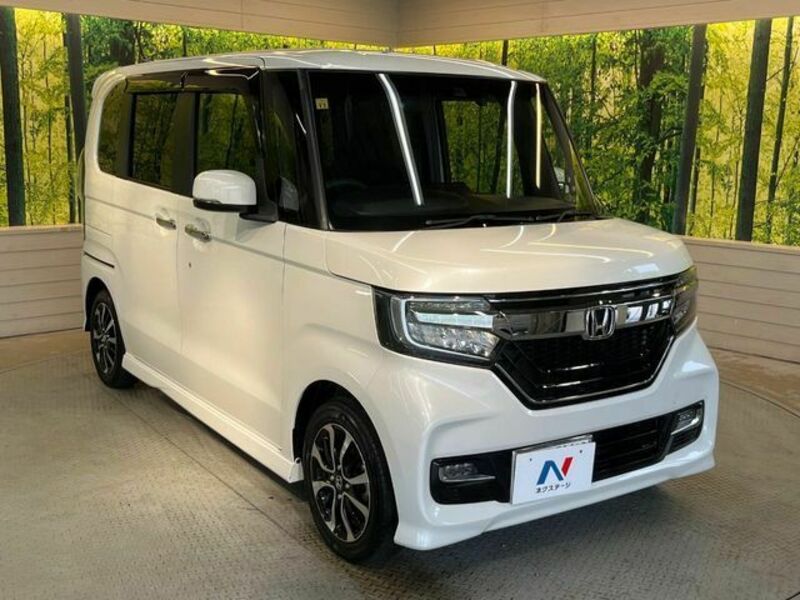 N BOX CUSTOM