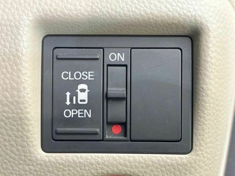 N BOX