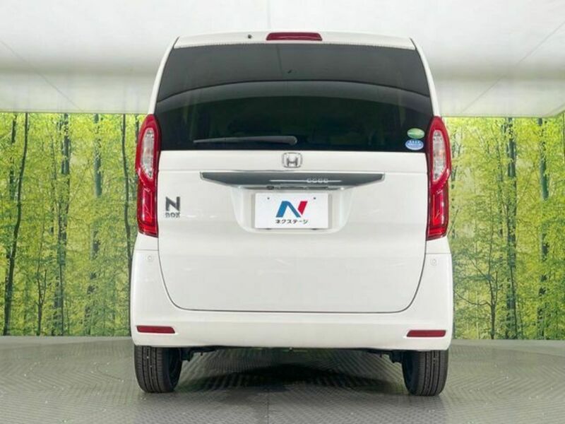 N BOX