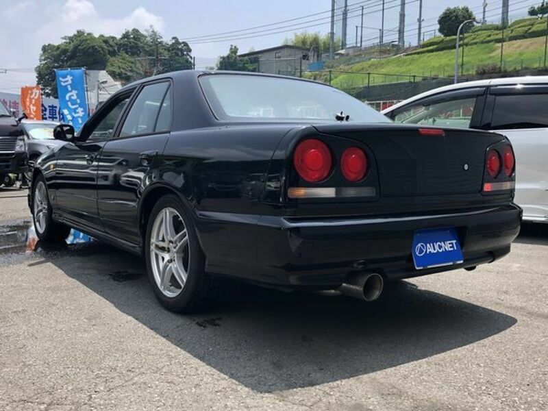SKYLINE