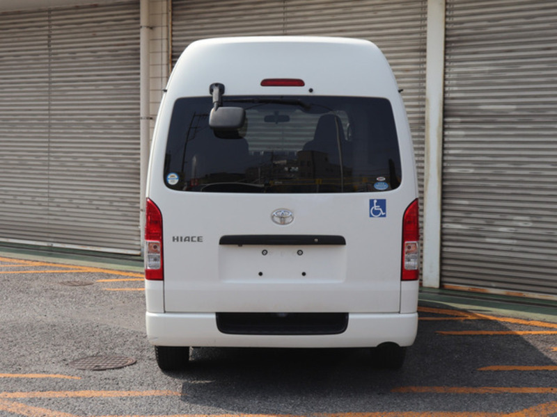 HIACE VAN