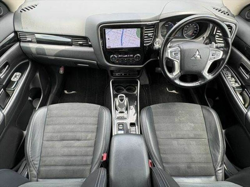 OUTLANDER PHEV