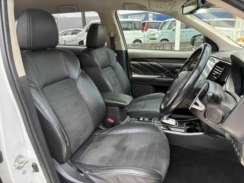 OUTLANDER PHEV