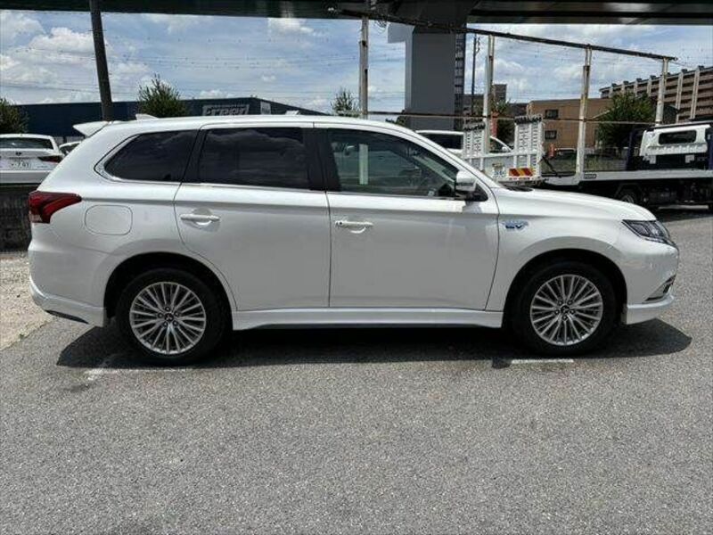 OUTLANDER PHEV