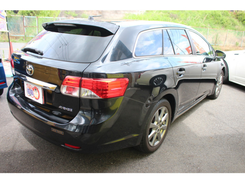 AVENSIS WAGON