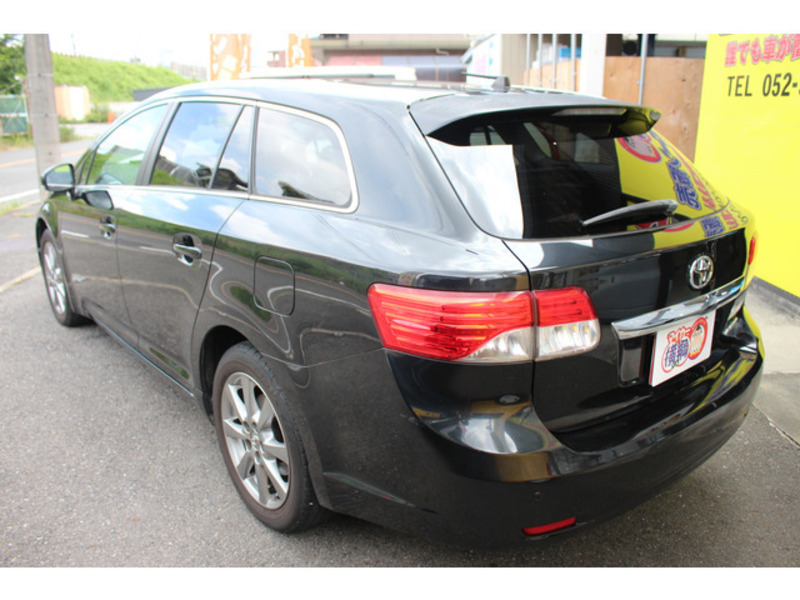 AVENSIS WAGON