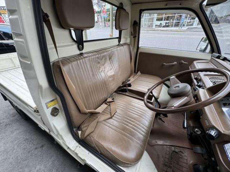 MINICAB TRUCK