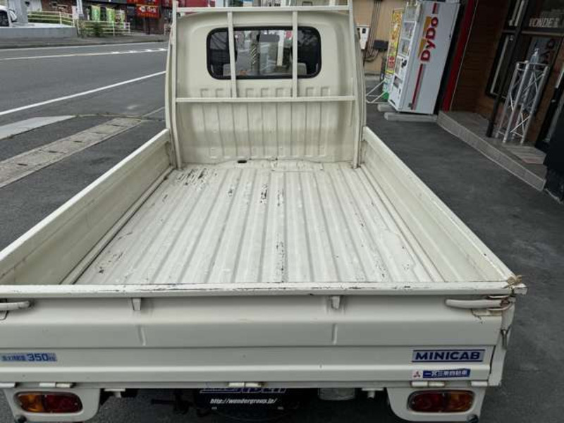 MINICAB TRUCK