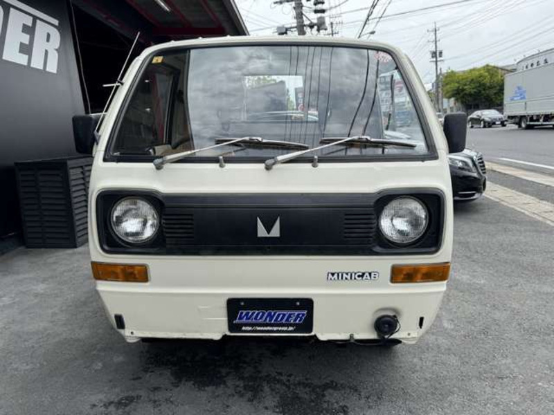 MINICAB TRUCK