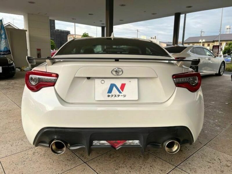 86