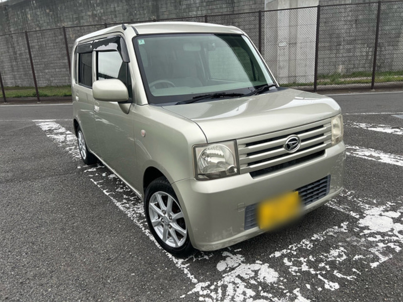 DAIHATSU MOVE CONTE