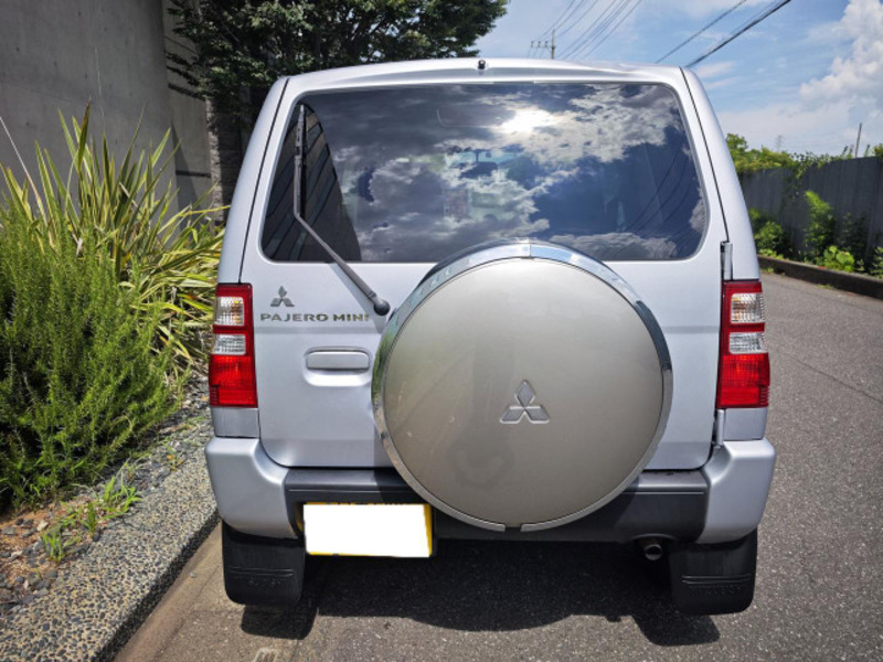 PAJERO MINI