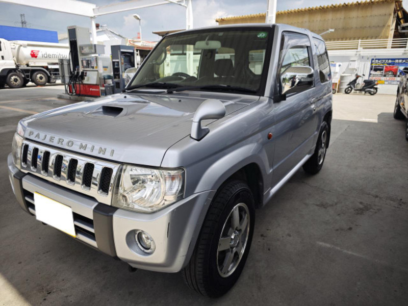 PAJERO MINI