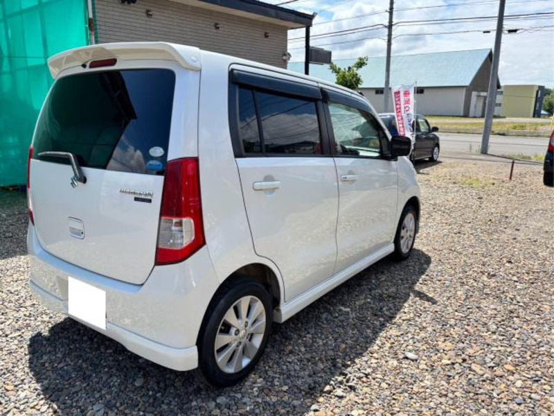 WAGON R