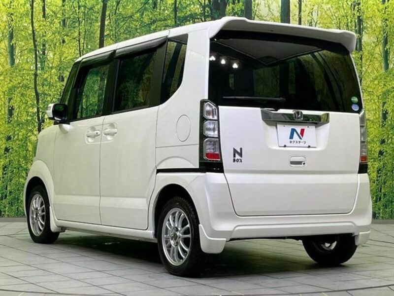 N BOX