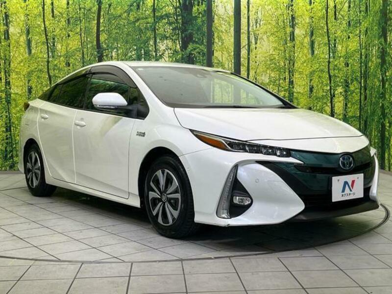 PRIUS PHV