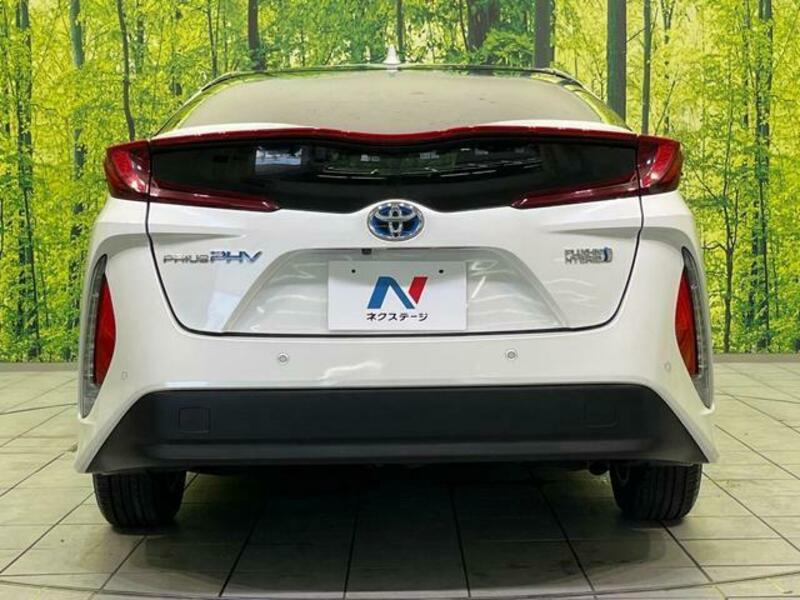 PRIUS PHV