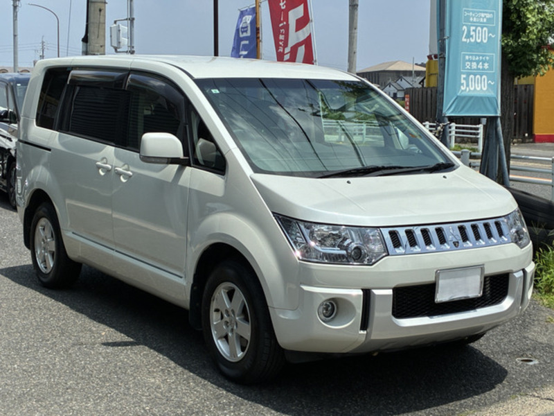 DELICA D5