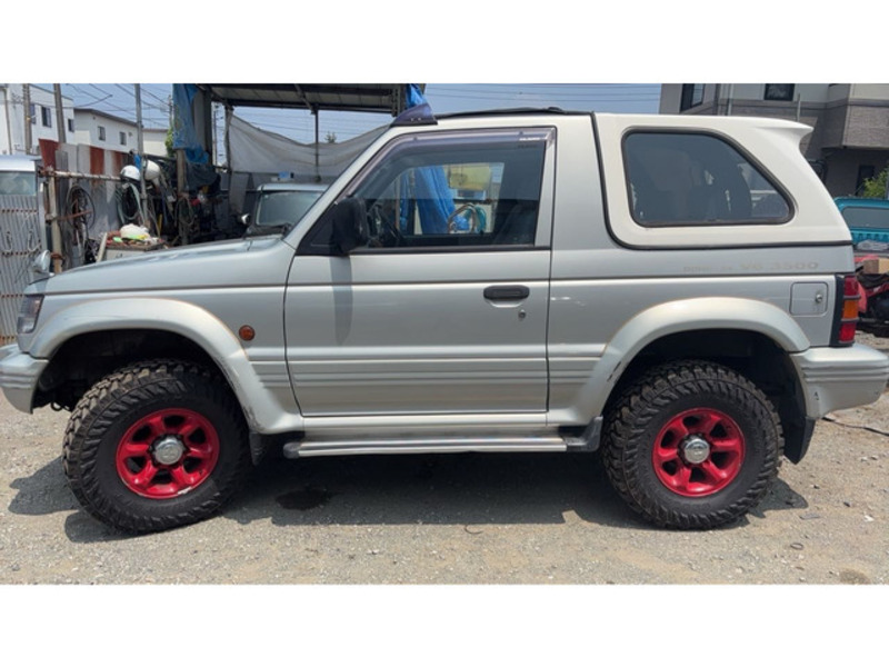 PAJERO