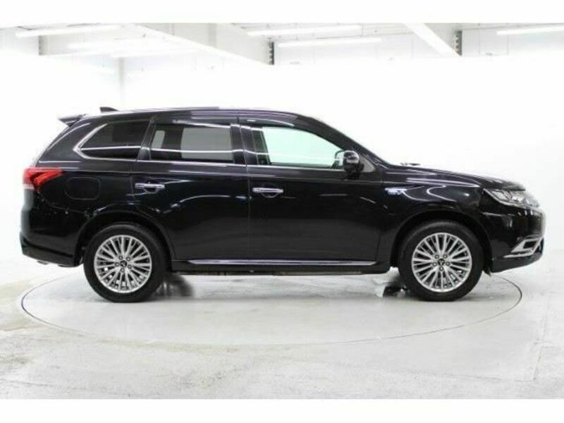 OUTLANDER PHEV