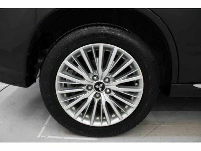 OUTLANDER PHEV