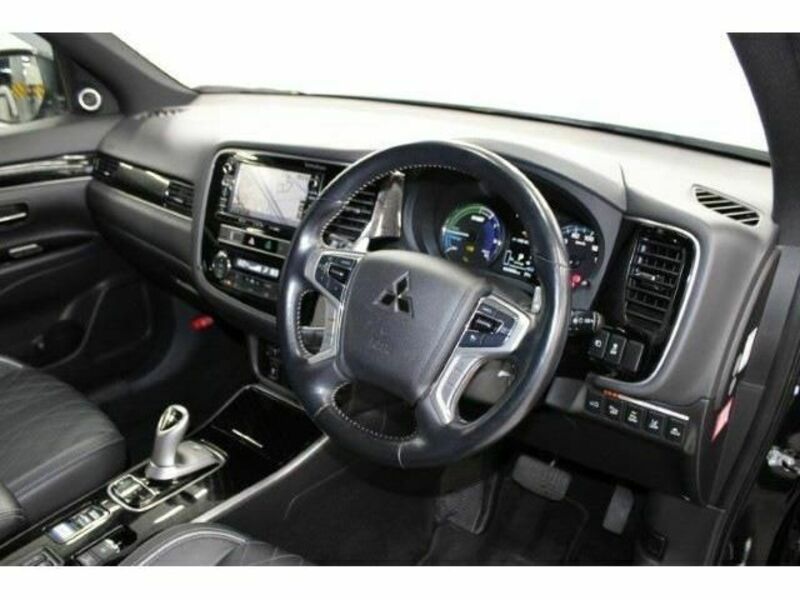 OUTLANDER PHEV