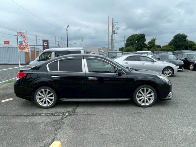 LEGACY B4