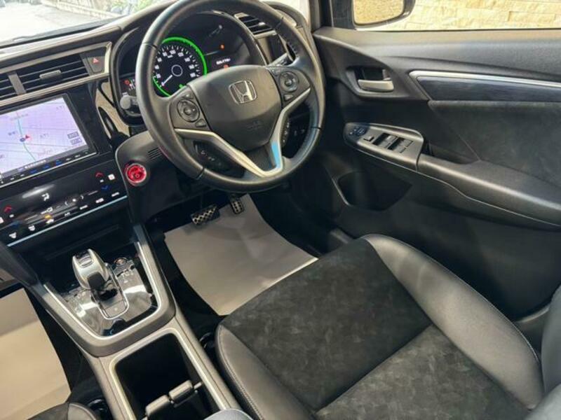 SHUTTLE