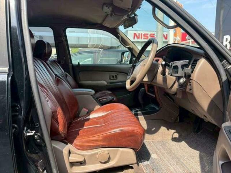 HILUX SURF