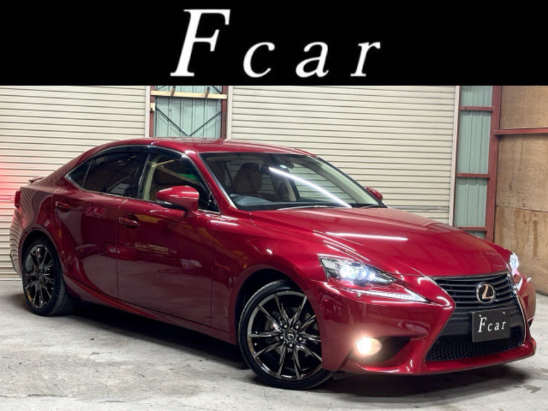 LEXUS IS