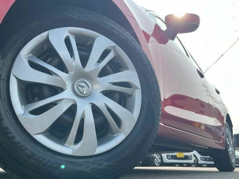 MAZDA2
