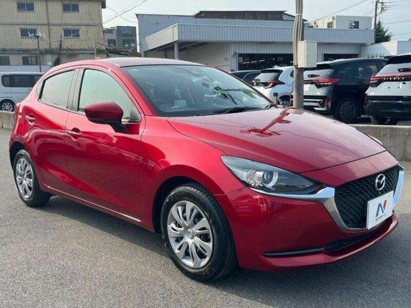 MAZDA2