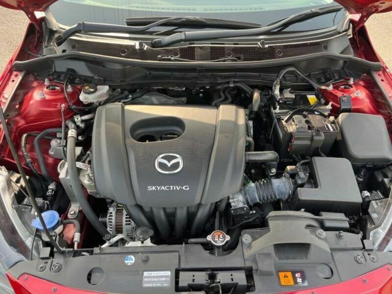 MAZDA2