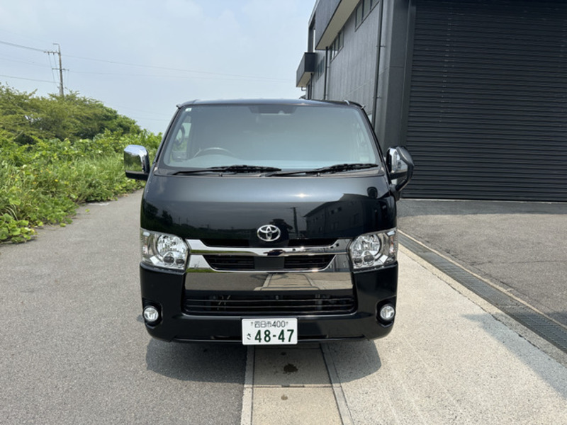 HIACE VAN